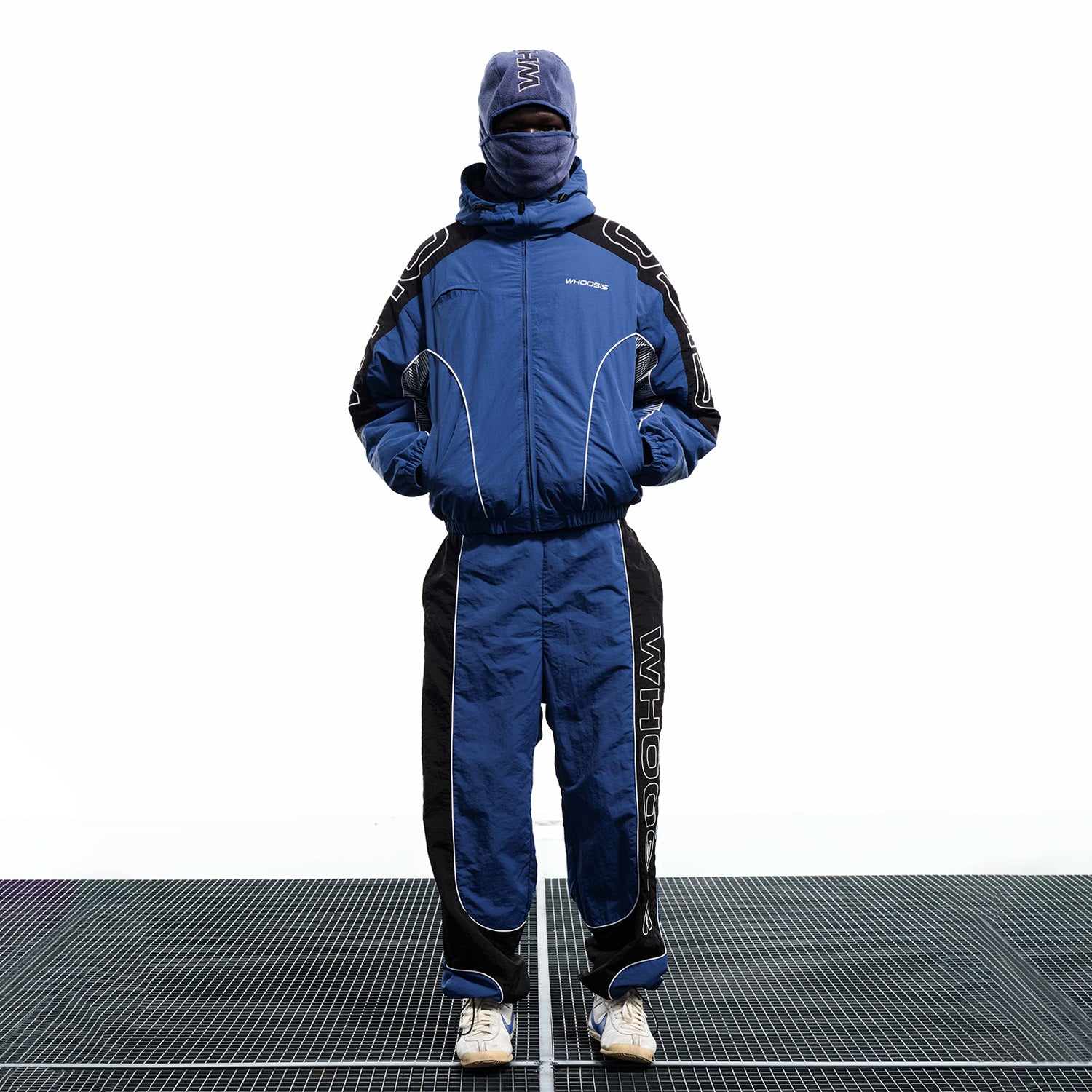 WHOOSIS Color-blocked straight-leg athletic pants